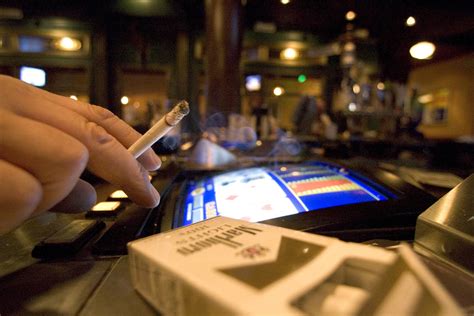 data on casinos violating smoking ban - GAMING SURVEY SHOWS GAMBLERS PREFER SMOKE .